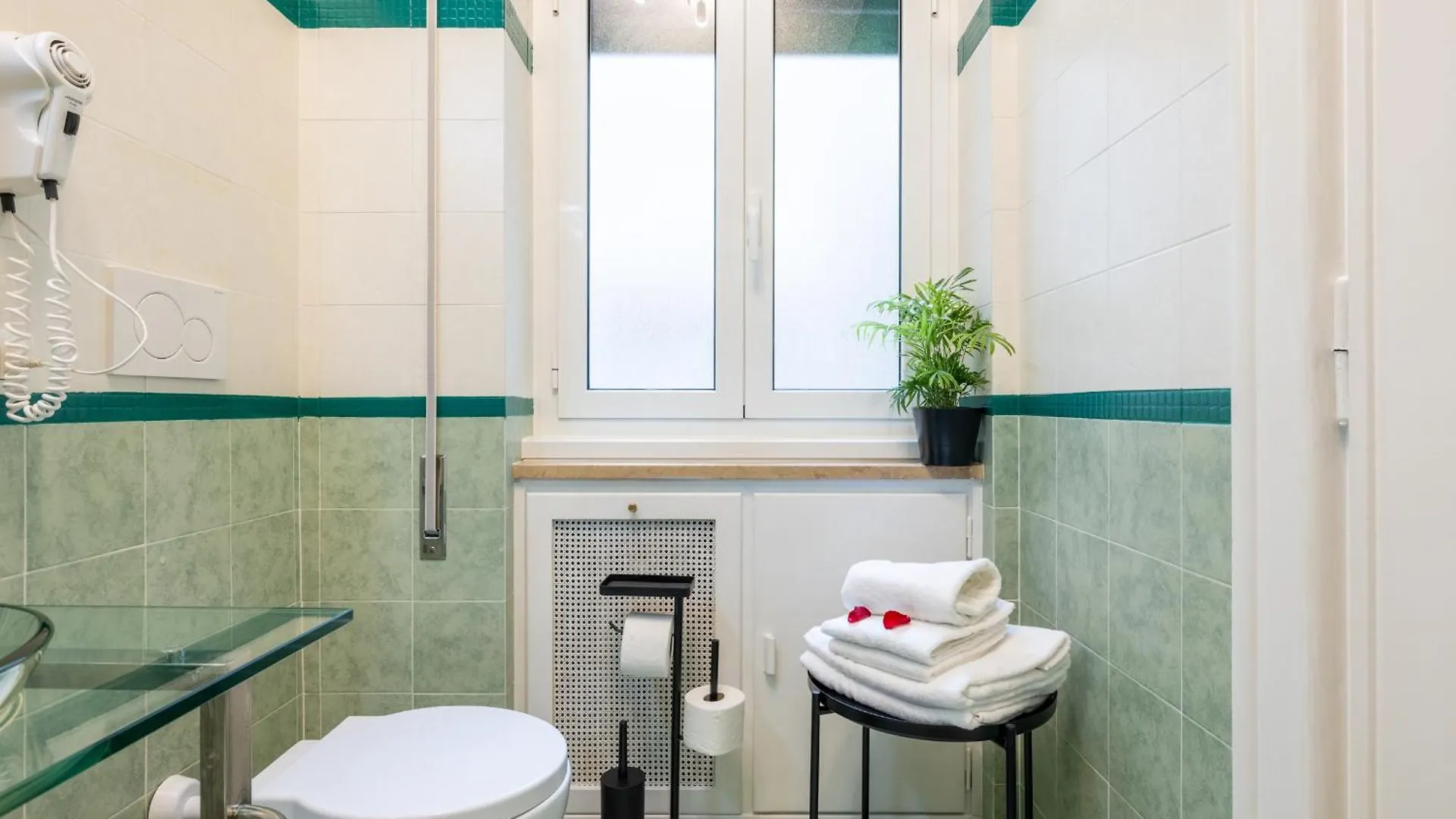 Отель Domus Bella Roma 0*, Рим