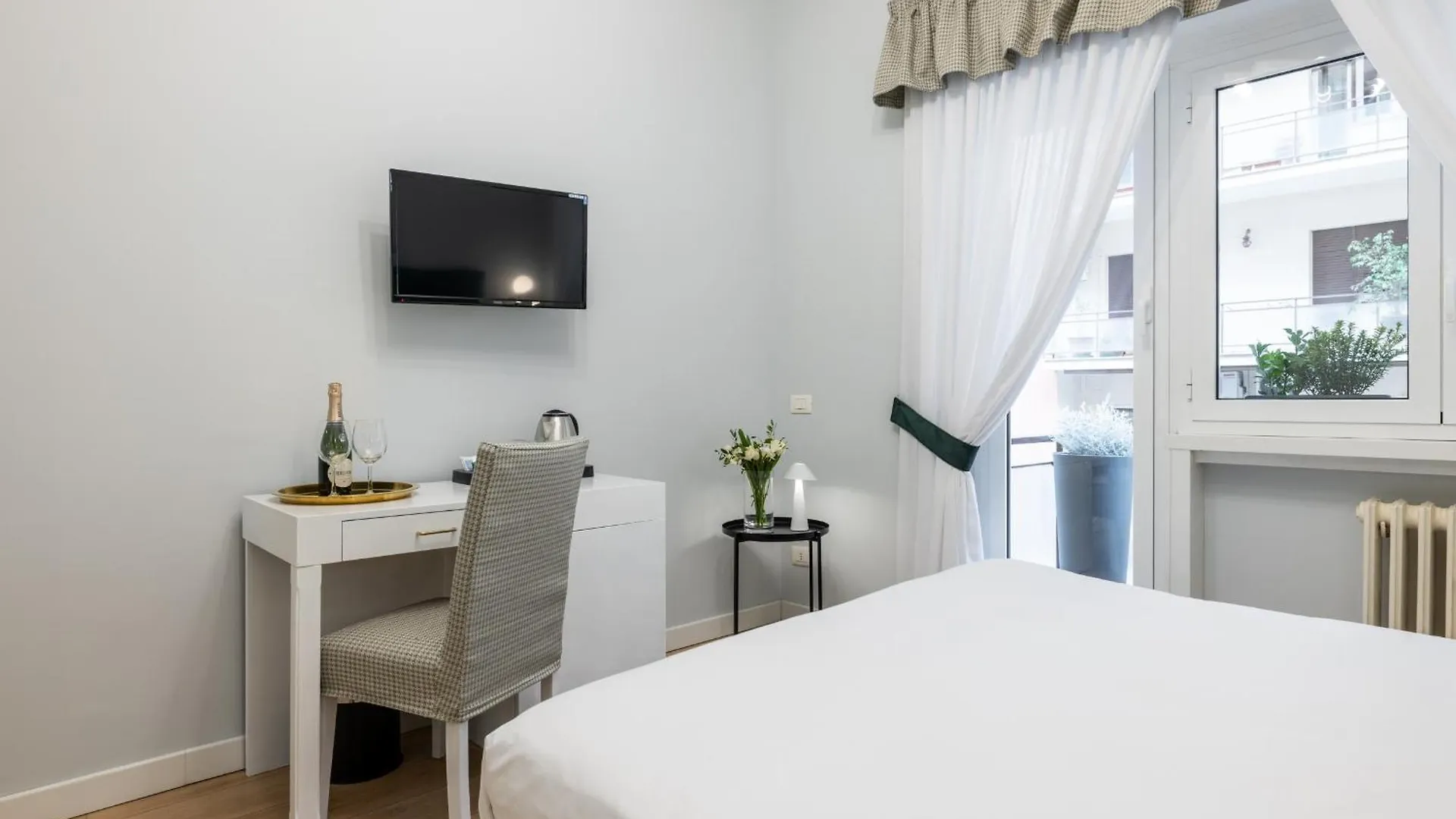 Гостевой дом Отель Domus Bella Roma