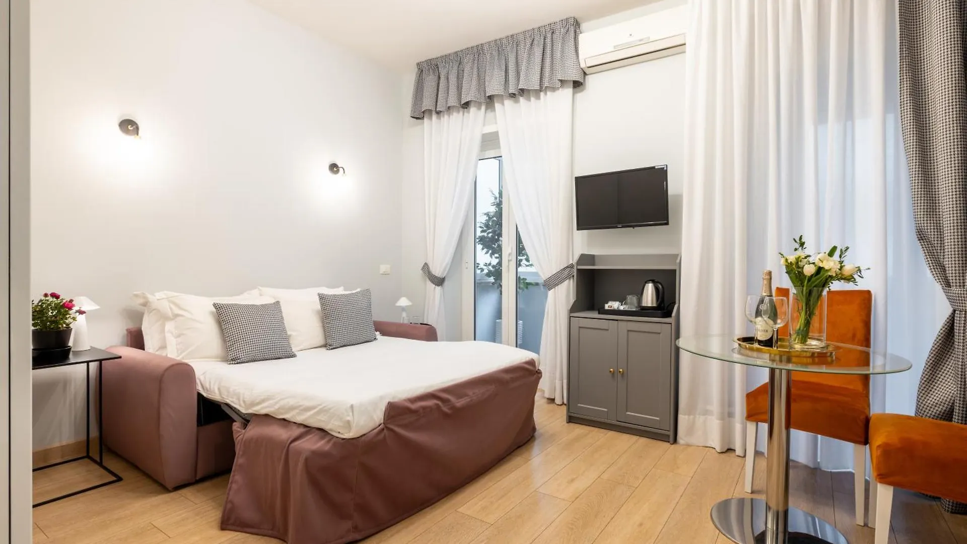 Гостевой дом Отель Domus Bella Roma